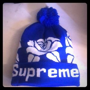 SUPREME BEANIE